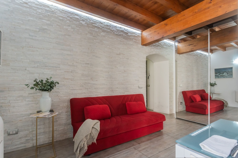 Domus 2 in Como in Como