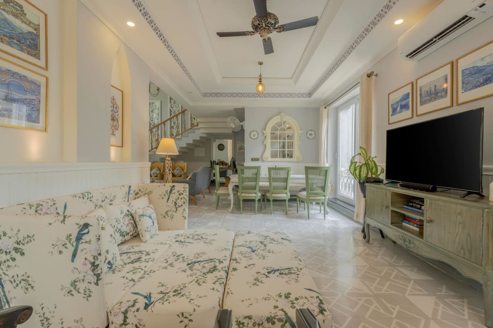 The Hornbill Villa - 3bhk With Pvt Pool in Saligao