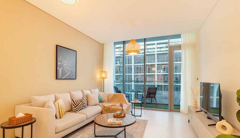 Manzil-1BR Beach & Lagoon Access