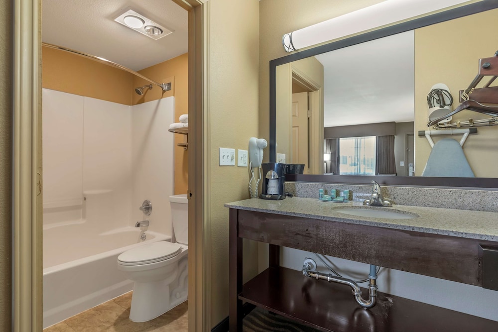 Best Western Taylor Inn