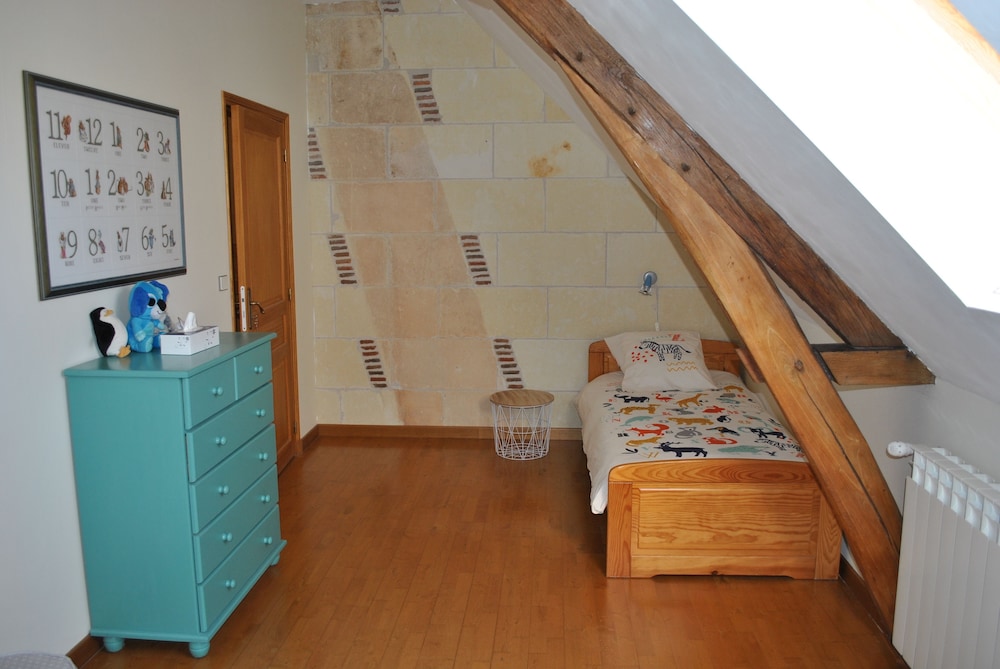 Photo 8