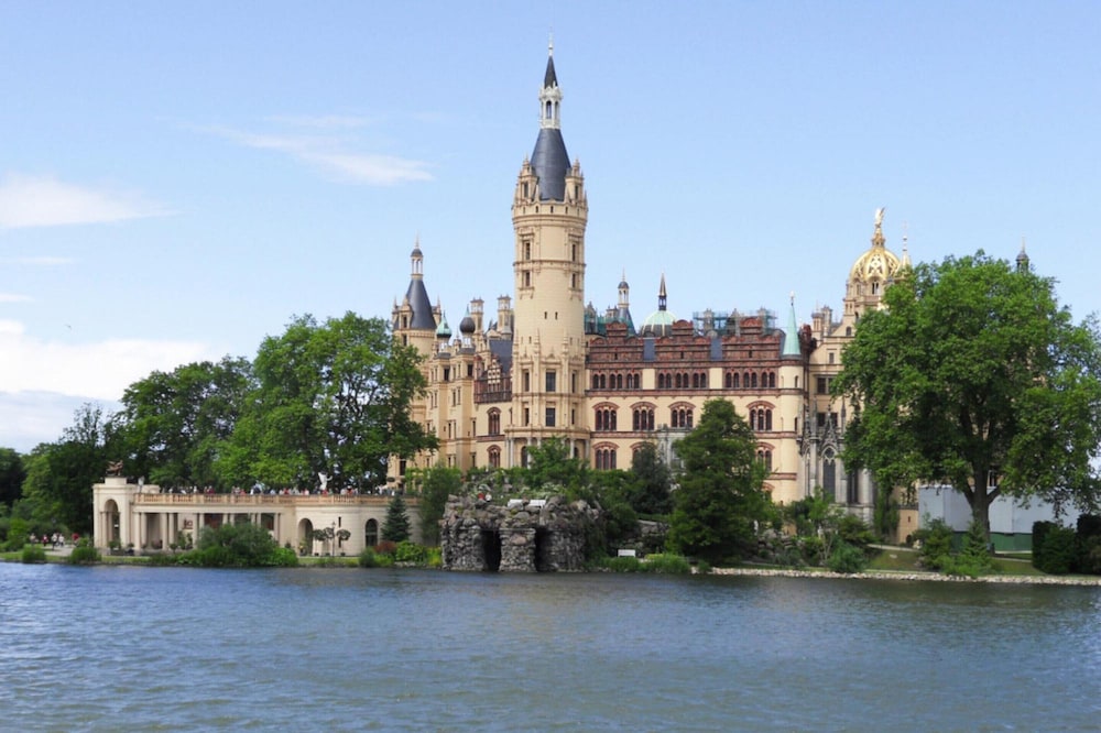 Ferienhaus mit Pool und Sauna am Duemmer See