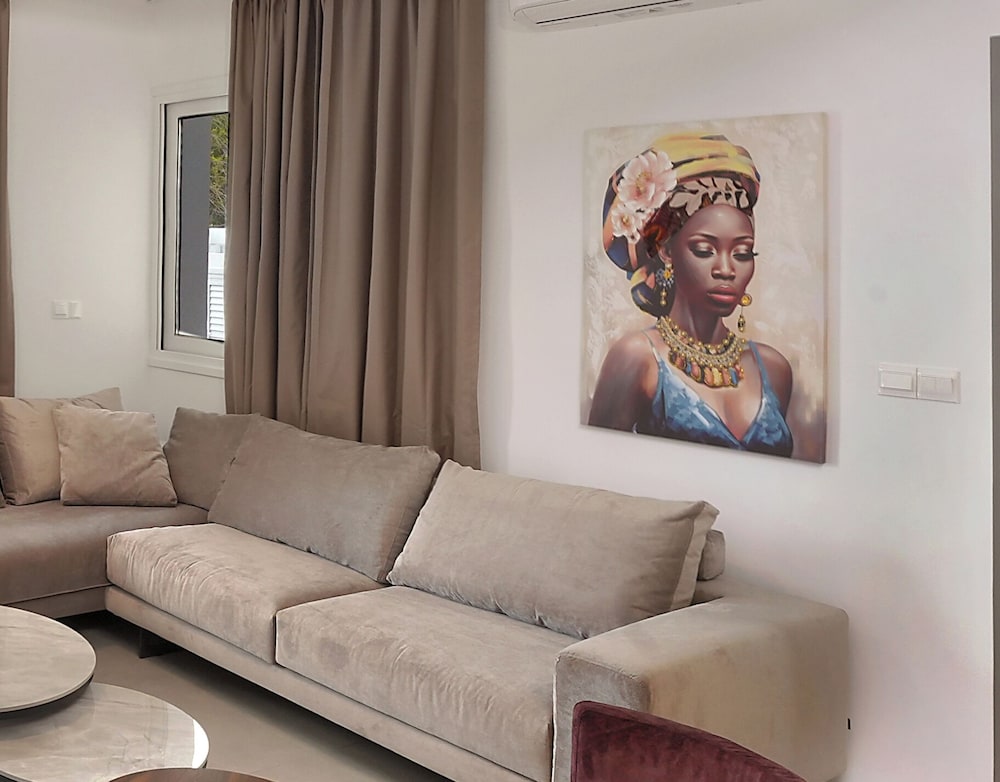 Sun & Moon Luxury 4-bedroom Villa