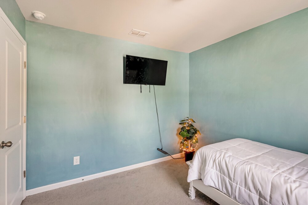 5 Mi to Amerson River Park: Family-friendly Home