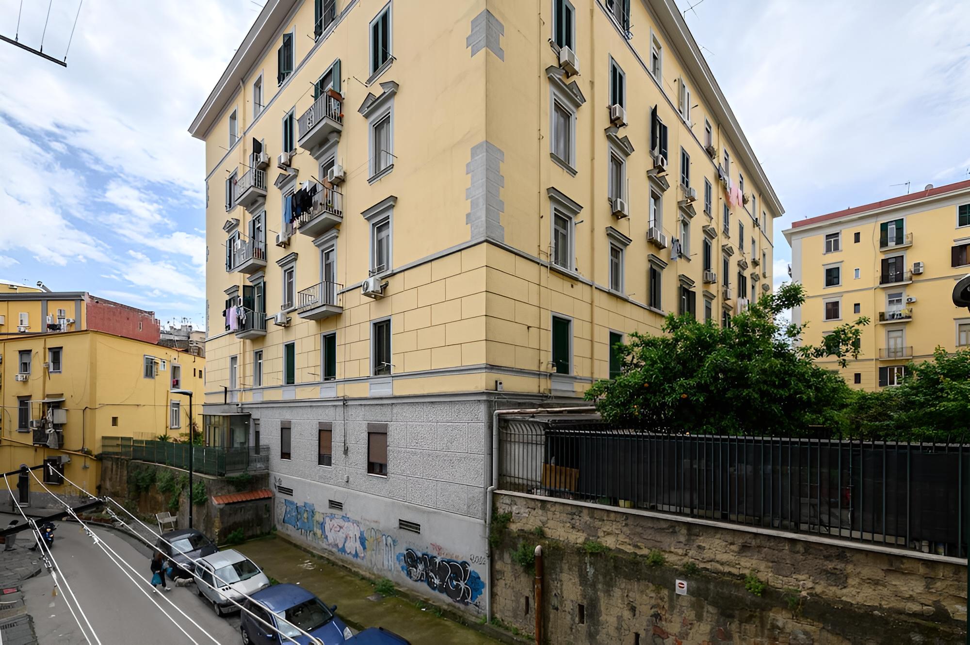 Via M Guadagno n 32 in Napoli