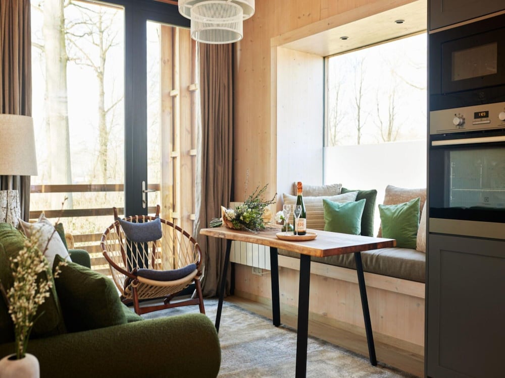 Belvilla Scenic Lodge in Nature
