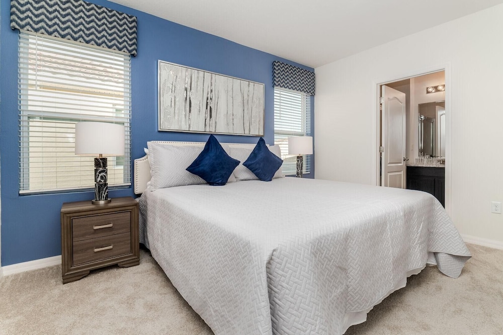 6049bod-solterra Resort - Image 3