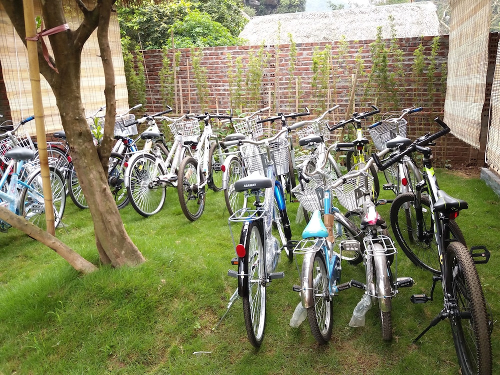Quoc Khanh Bamboo Homestay - Hostel