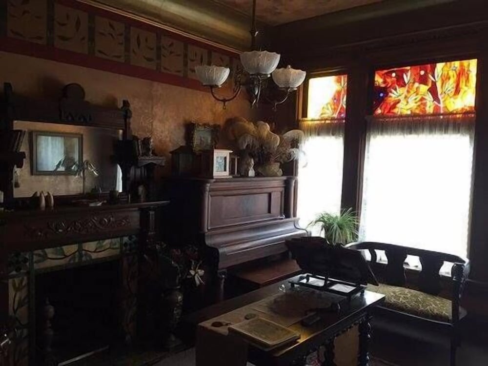 Milwaukee Vacations - Manderley Bed and Breakfast - Property Image 45