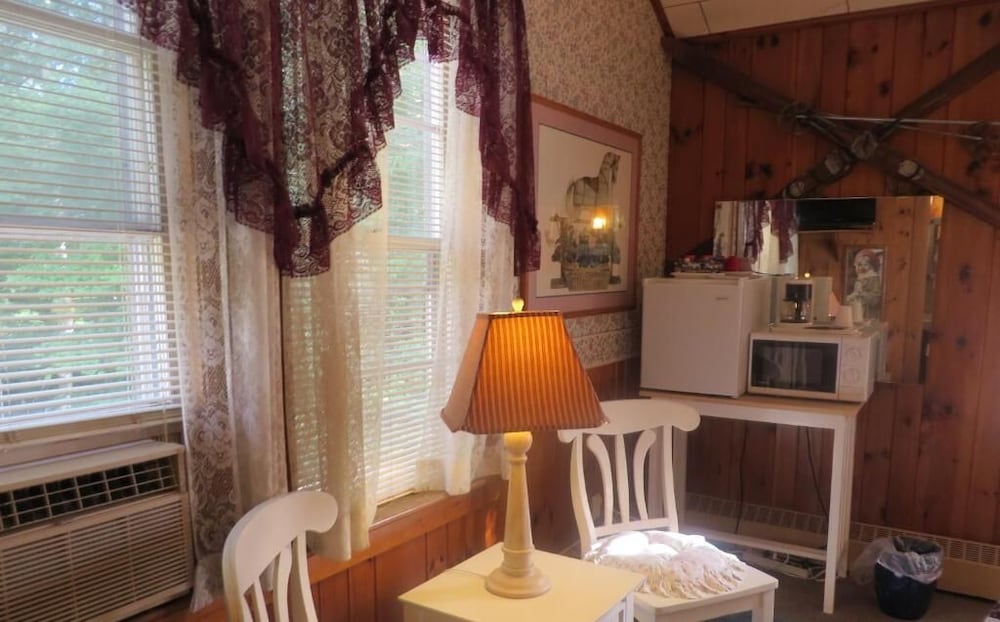 Lake Winnipesaukee Motel