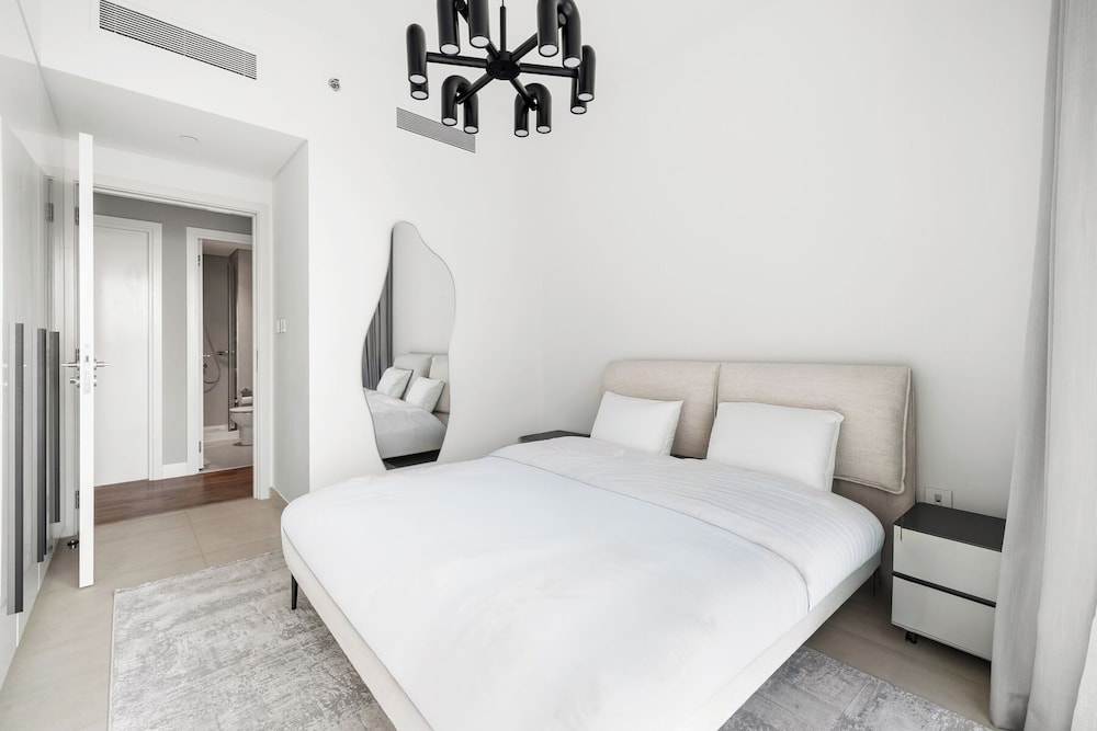 2BR Full Burj Khalifa View