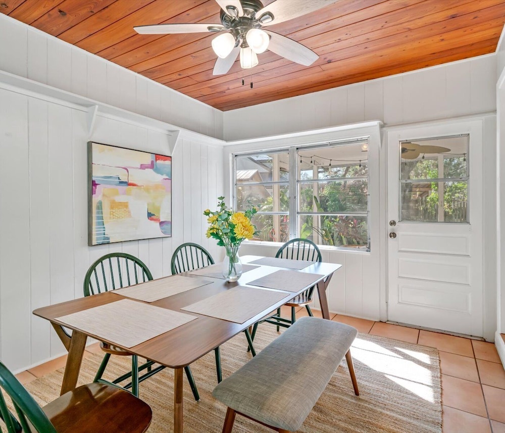 Downtown Sarasota 2BR Cottage