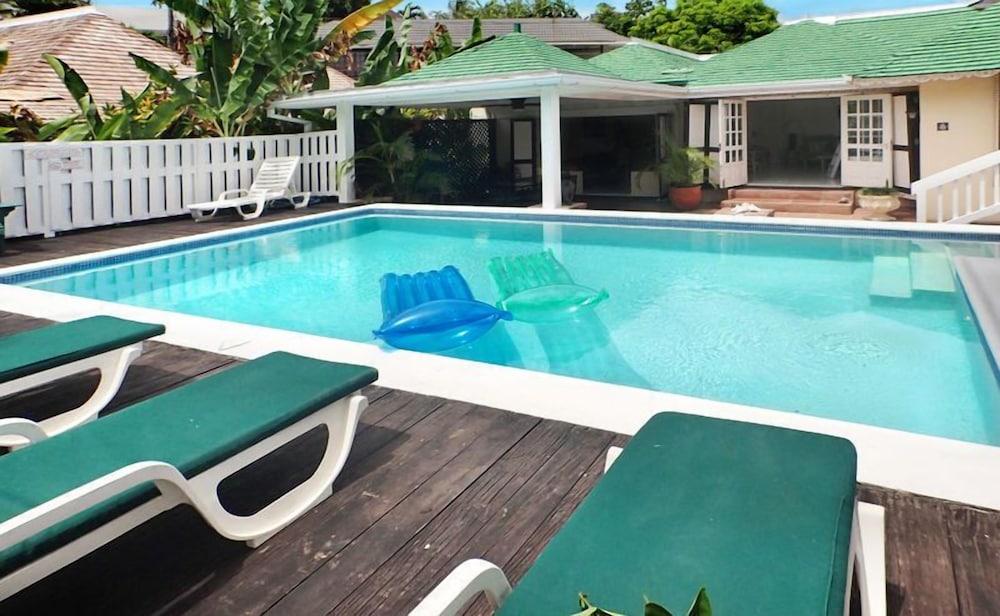 Sea Spray 50 Steps to the Sea, Silver Sands, 3 BR