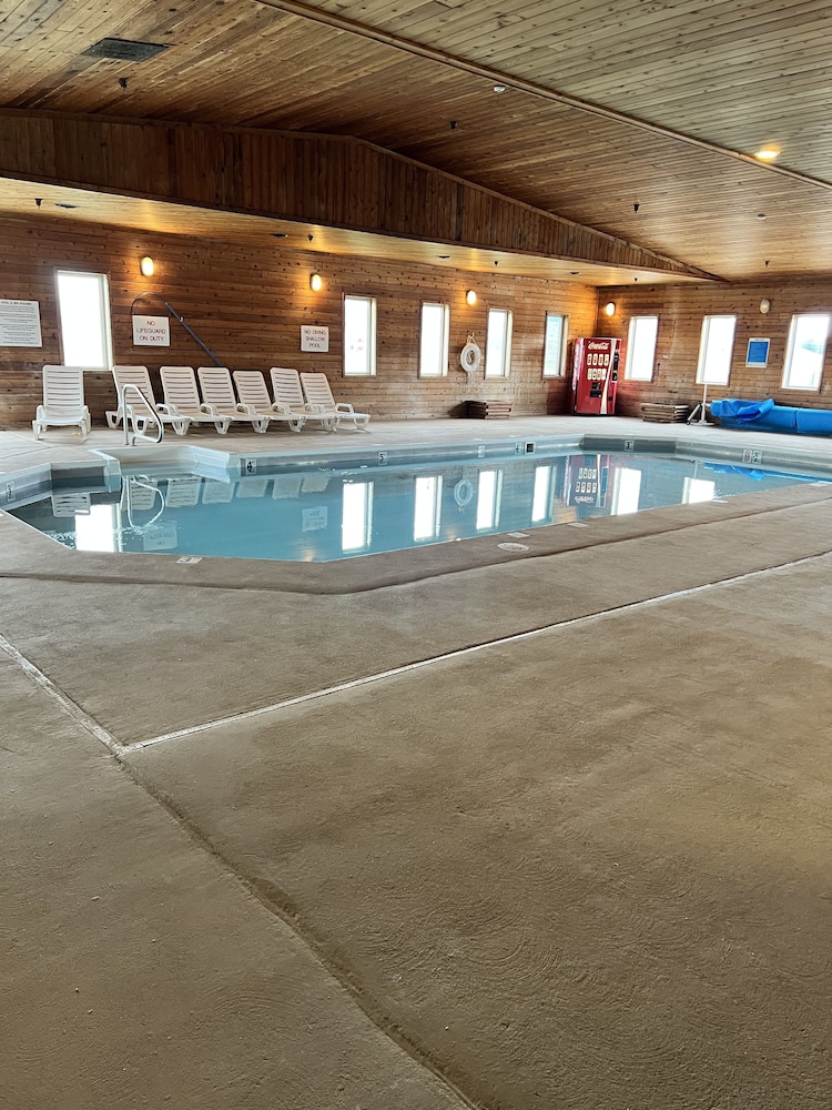 Serena Inn & Suites - Sundance