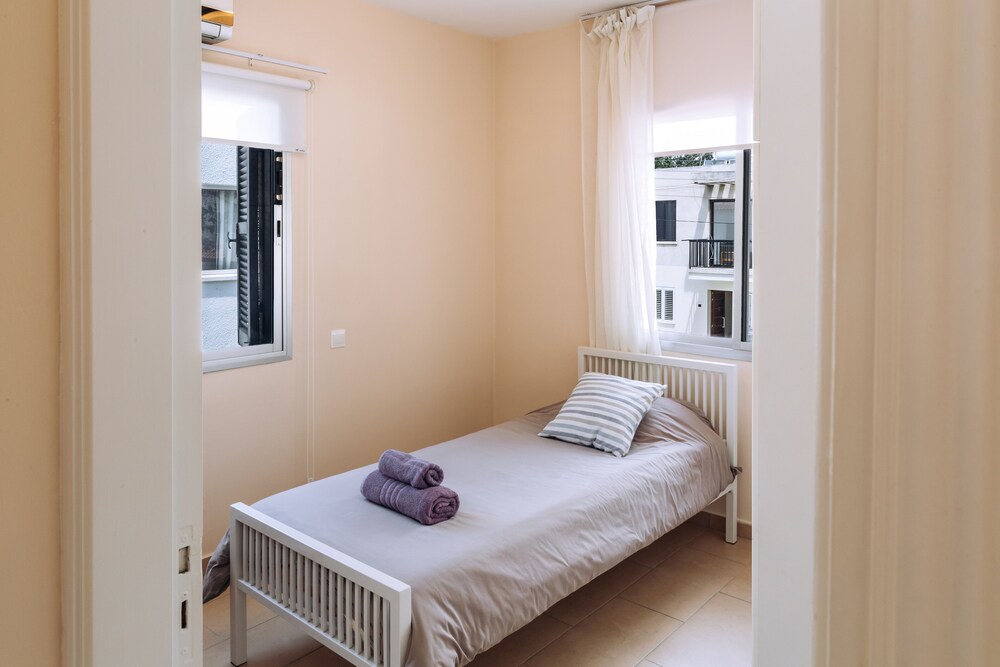 Procy-105 Apartment in Center Ideal for Short and Long Rent