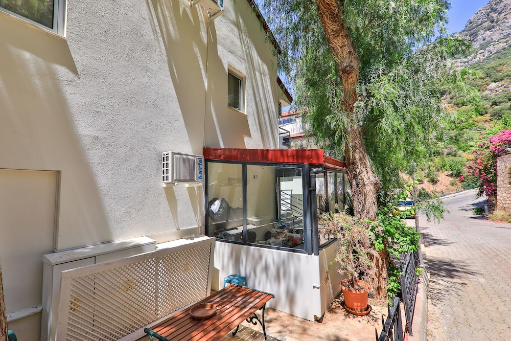 Ekici Suites view 2