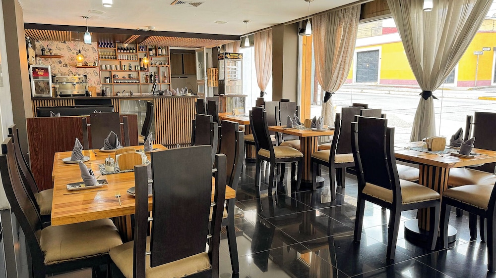 Hotel Tibisay