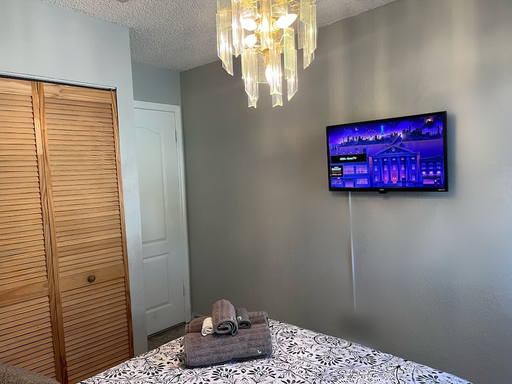 Amazing & cozy Duplex near Zoo Miami