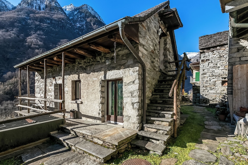 Rustico Over The Bridge Verzasca 1