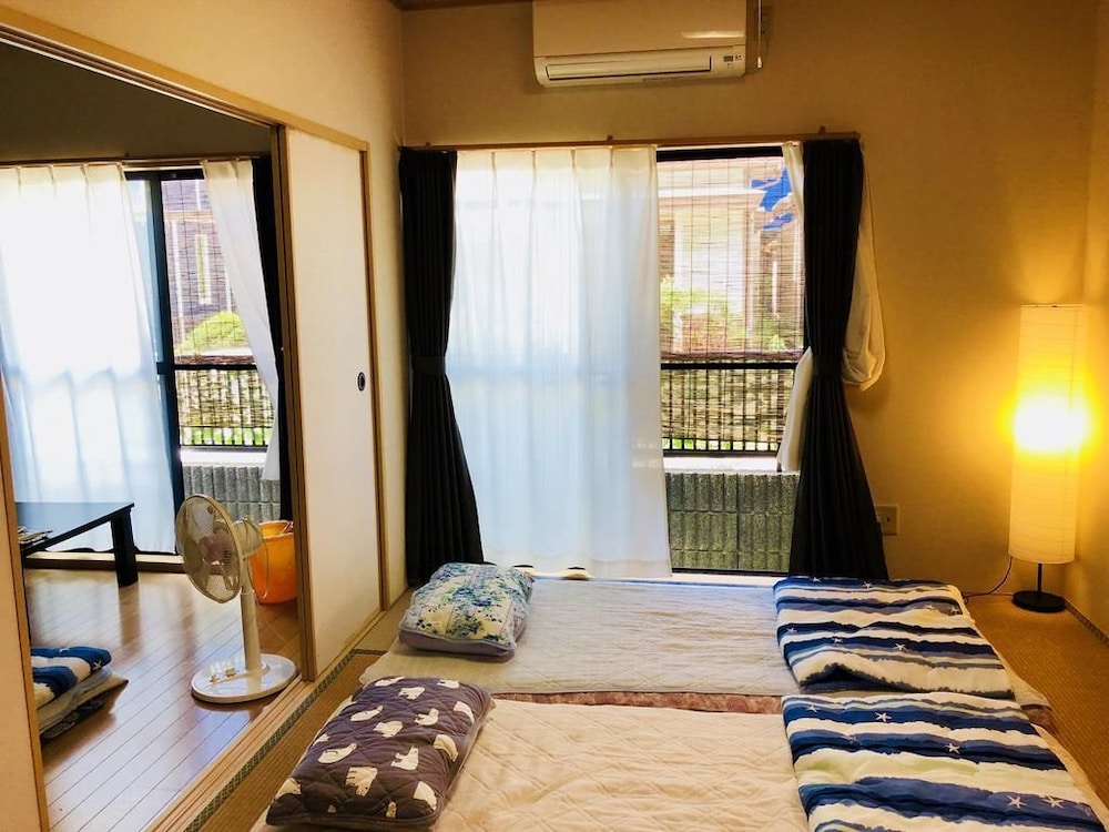 Midtown Sakura Apartment House 102