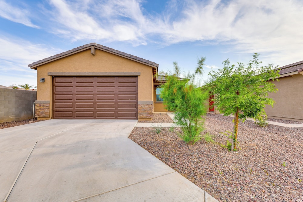 10 Mi to Downtown: Home Near Hiking in Phoenix!