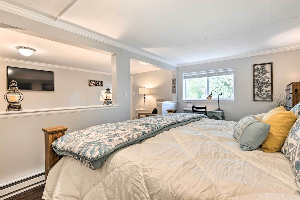 Denver Vacations - Lakewood Studio Near the Denver Zoo w/ Fire Pit! - Property Image 3