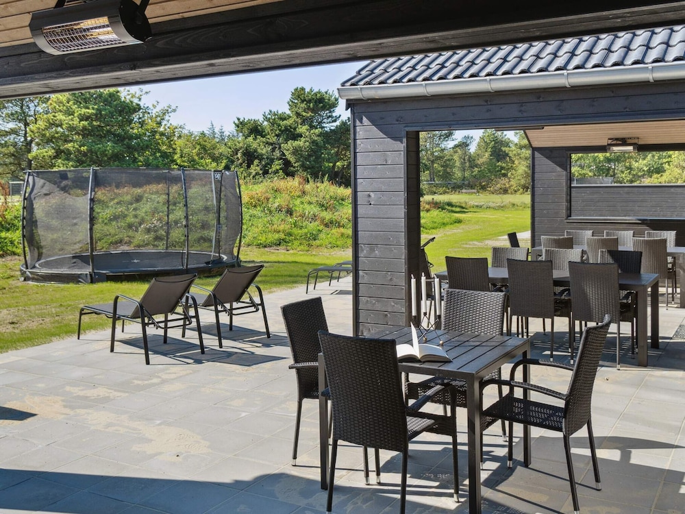 5 Star Holiday Home in Romo