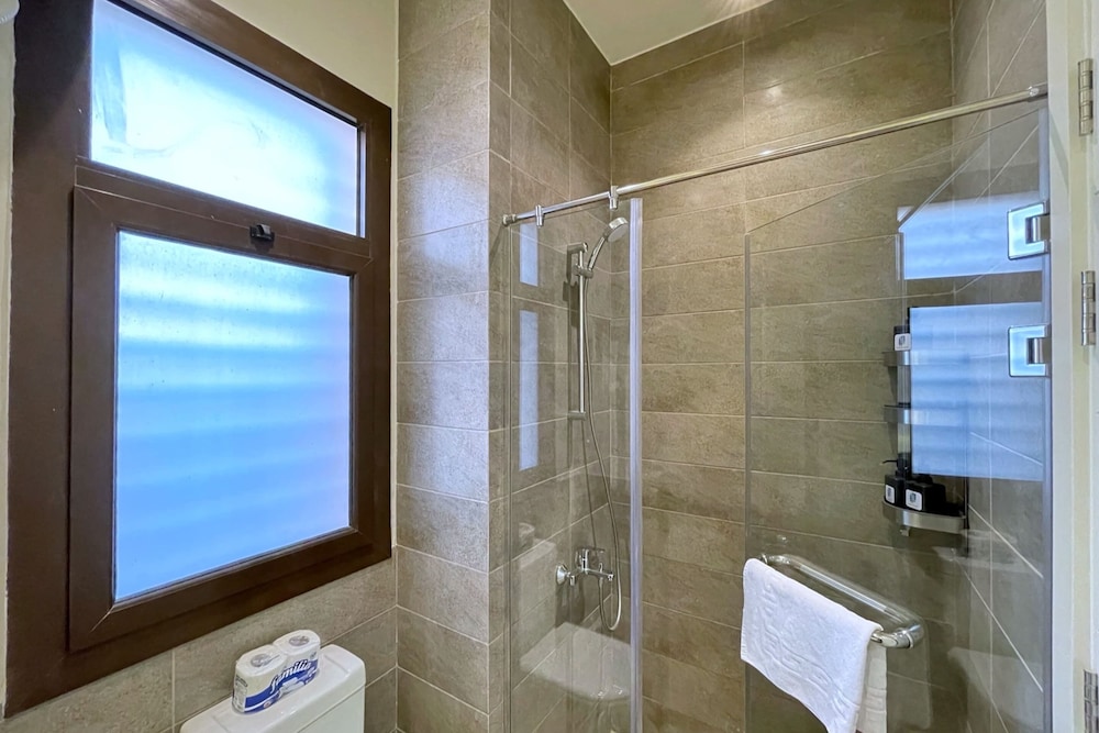 Xuru Stays I Haute & Hand-picked 4bdr Villa Private Pool