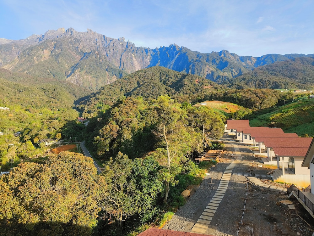 The Pampines Villa