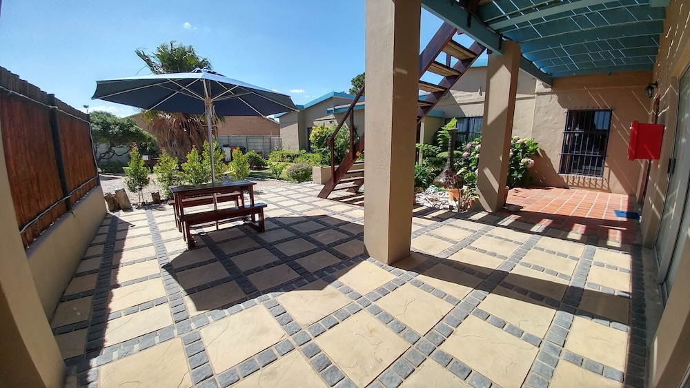 Fisherhaven Traveller's Lodge - Hostel
