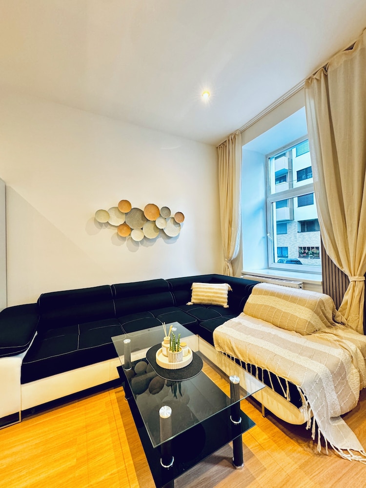 Comfy 1BR Apt Near Praterstern