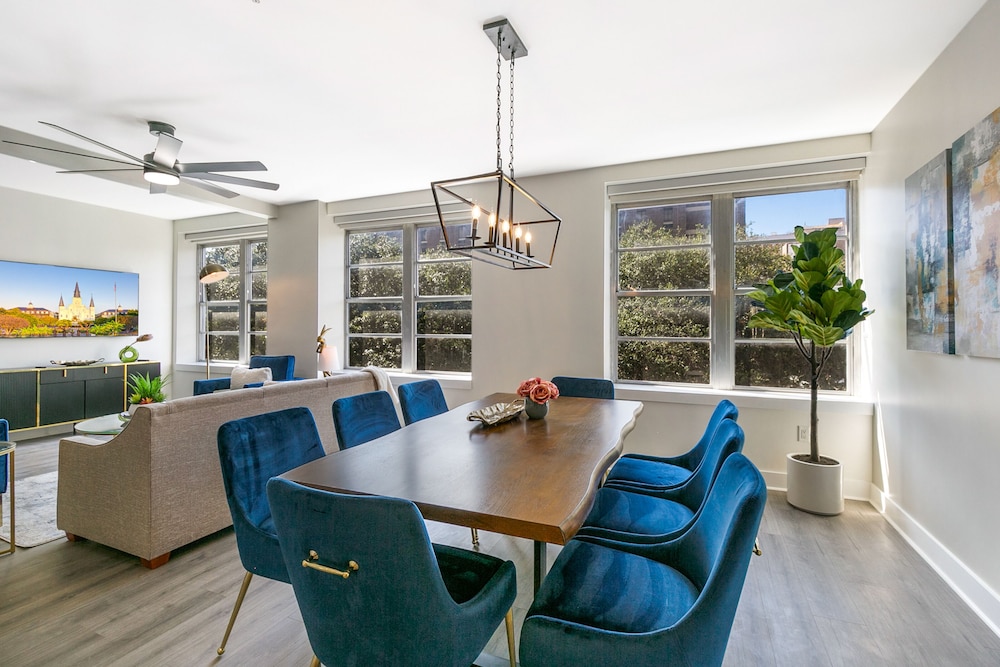 New Orleans Vacations - Modern 4BR Condo in the Heart of NOLA - Property Image 37