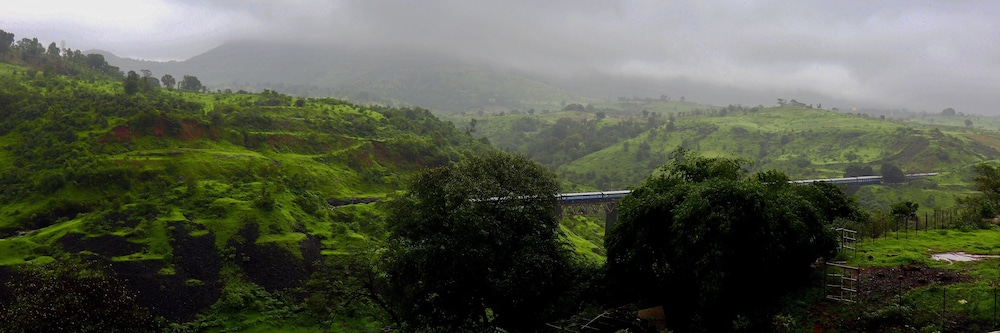 Manas Resort with Petting Zoo