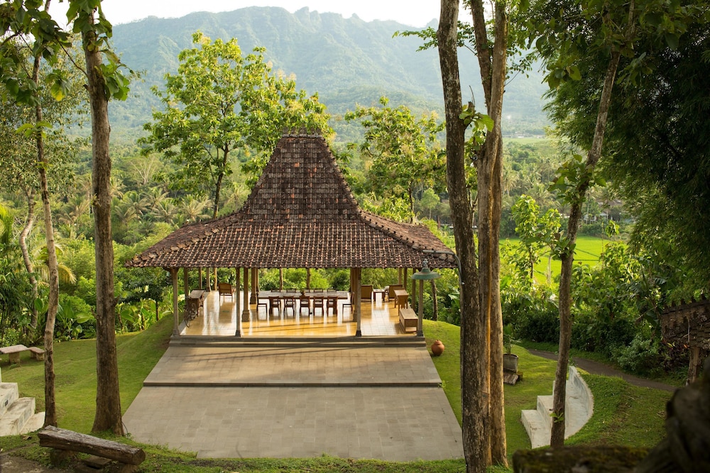 meeting & event spaces