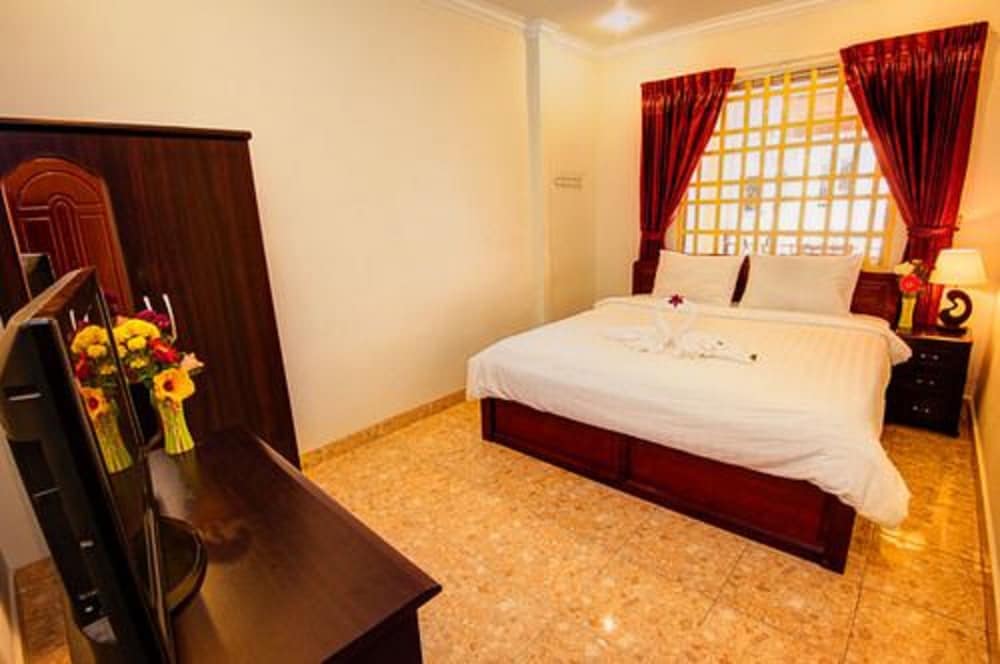 B52 Hostel