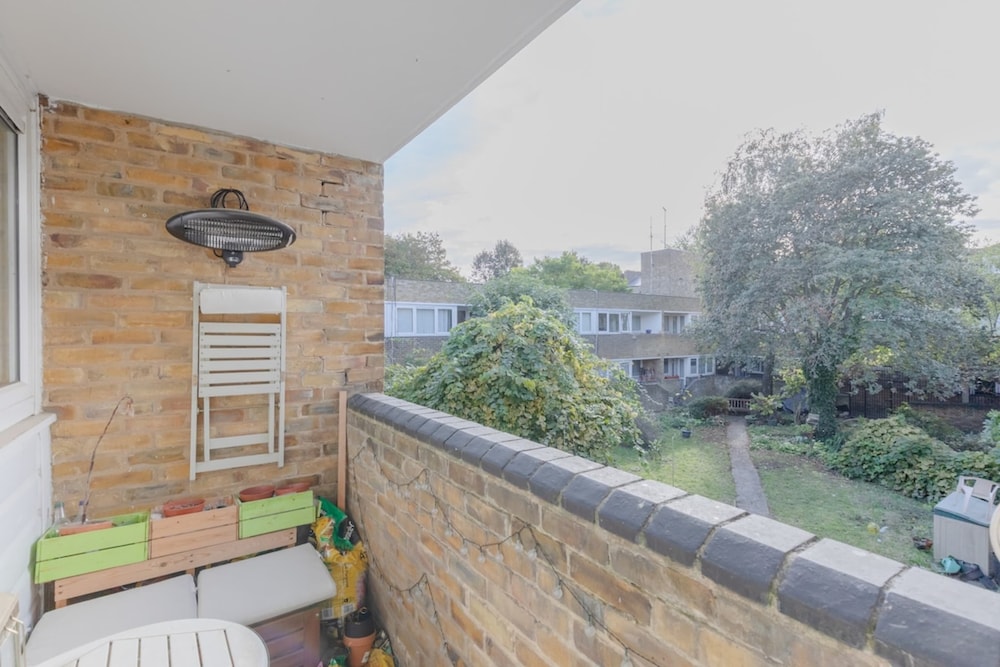 Vibrant 1BD Flat - 8 Mins to Dalston, Hackney!