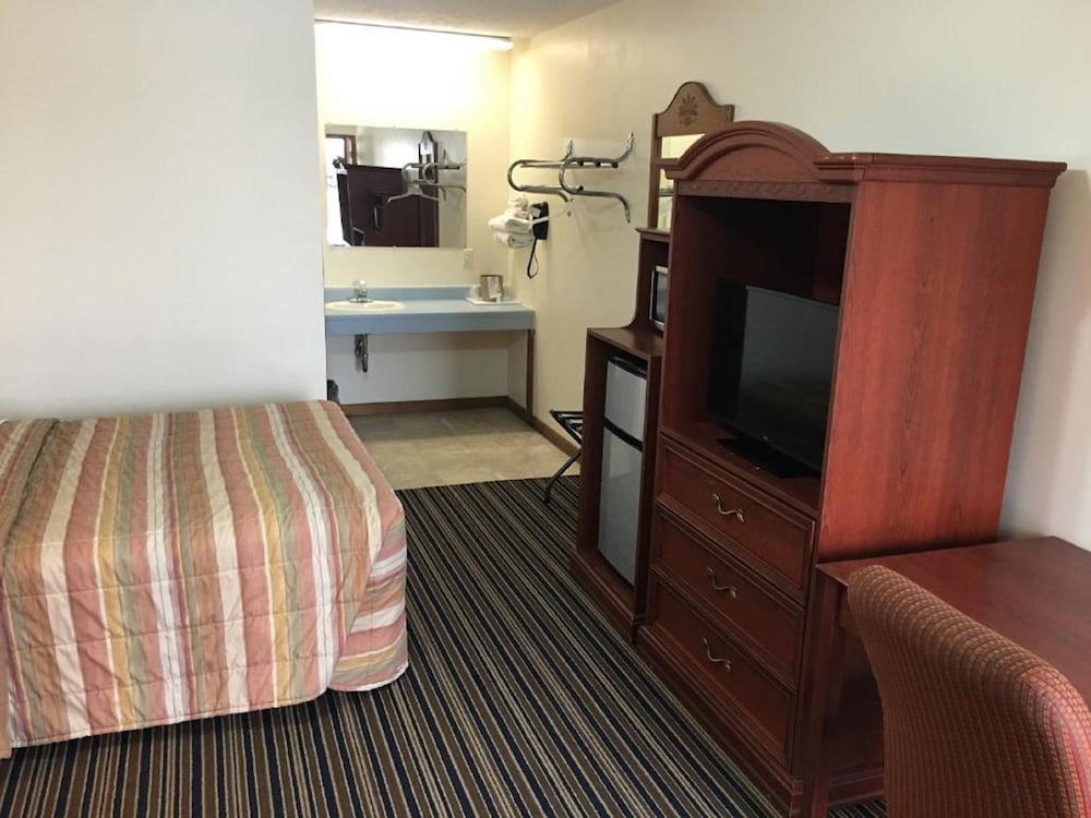 Huggy Bear Motel
