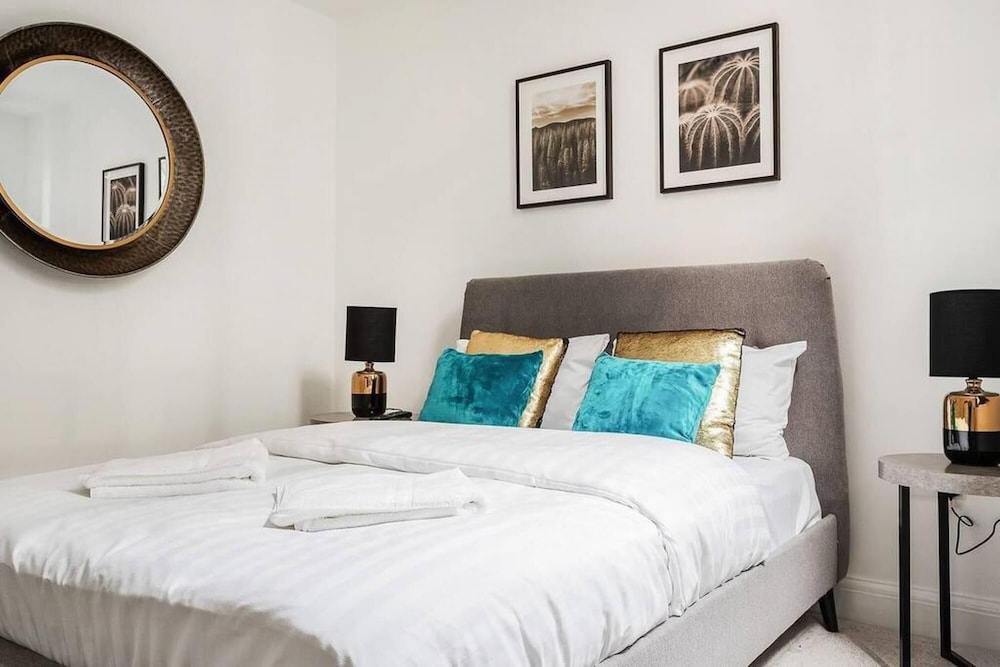 Host Stay Slater Street Apartments view 3