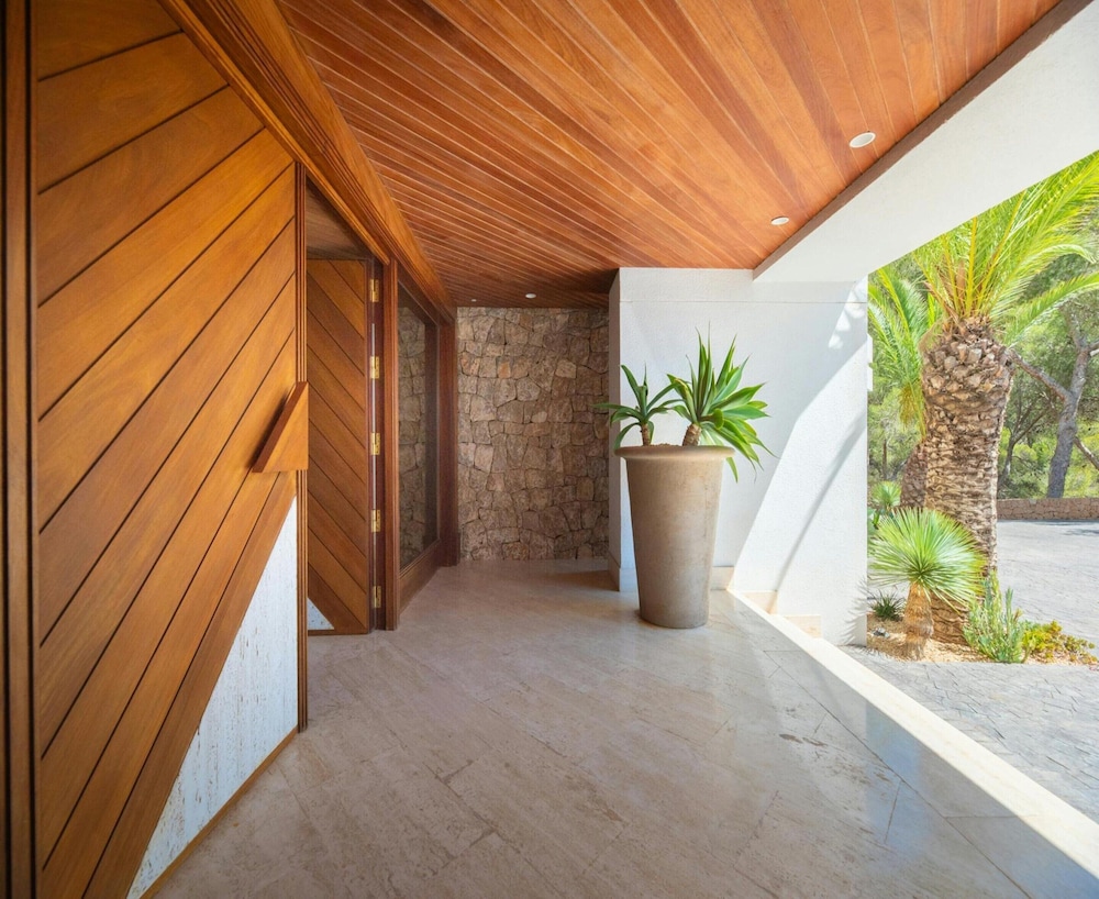 Appealing Villa Near Ibiza Town