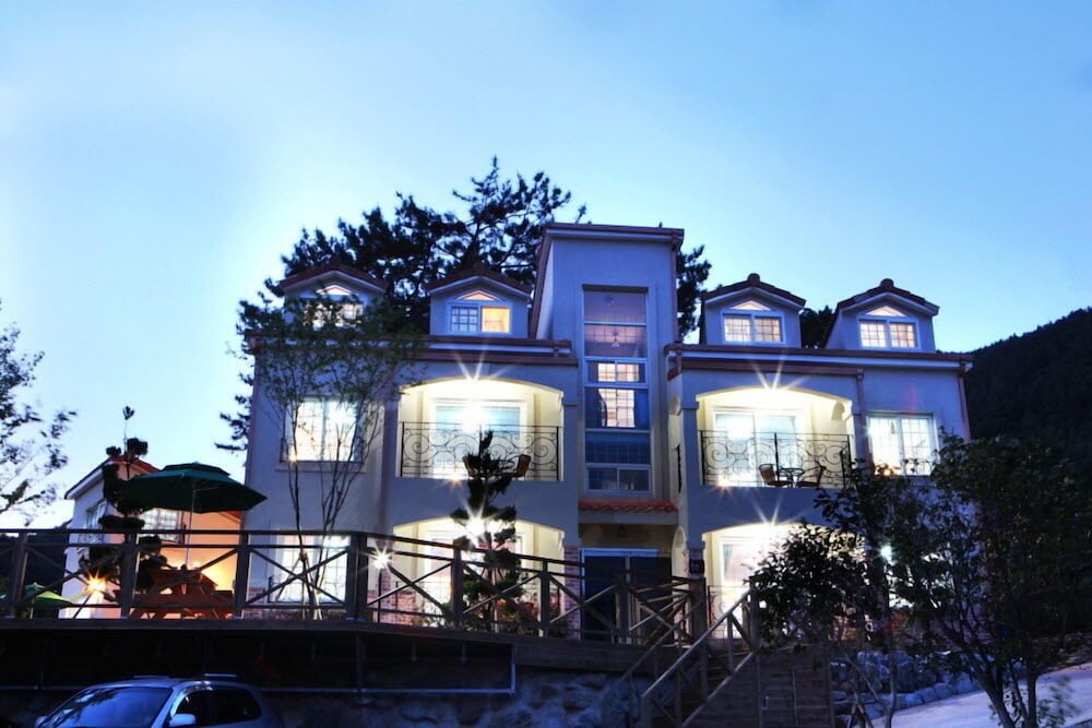 Monami Pension