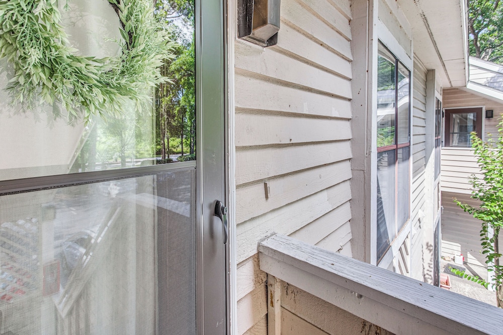 3 Mi to Beach Access: Little River Retreat!