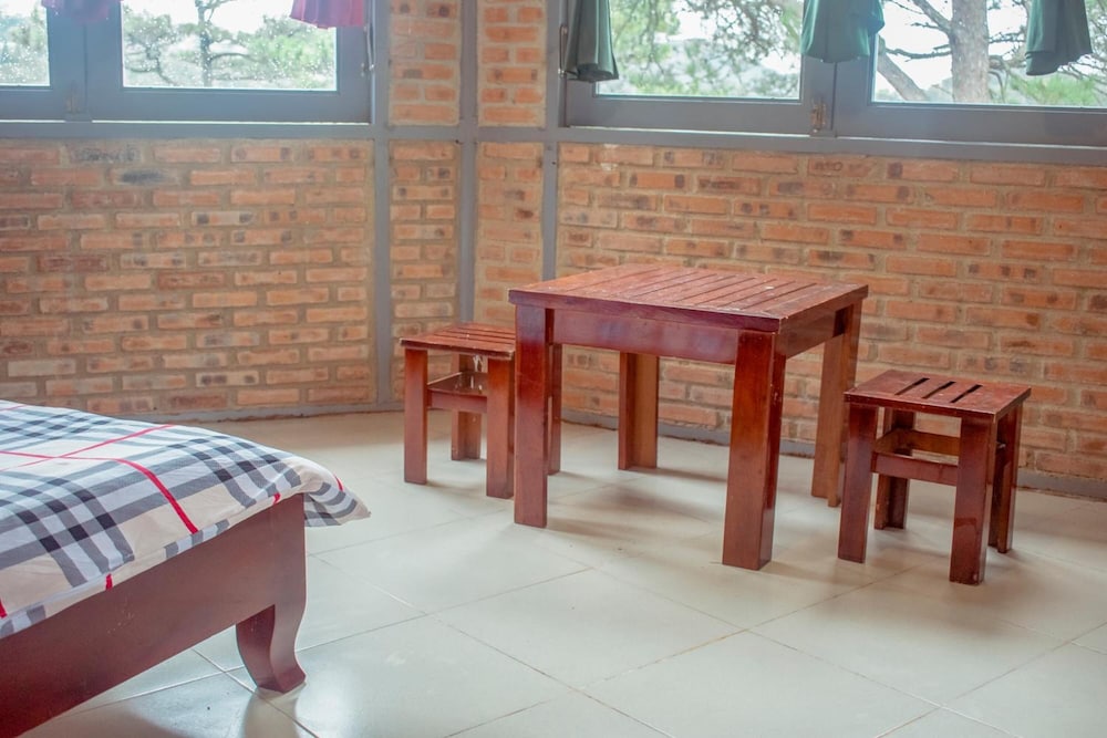 Maple Hostel