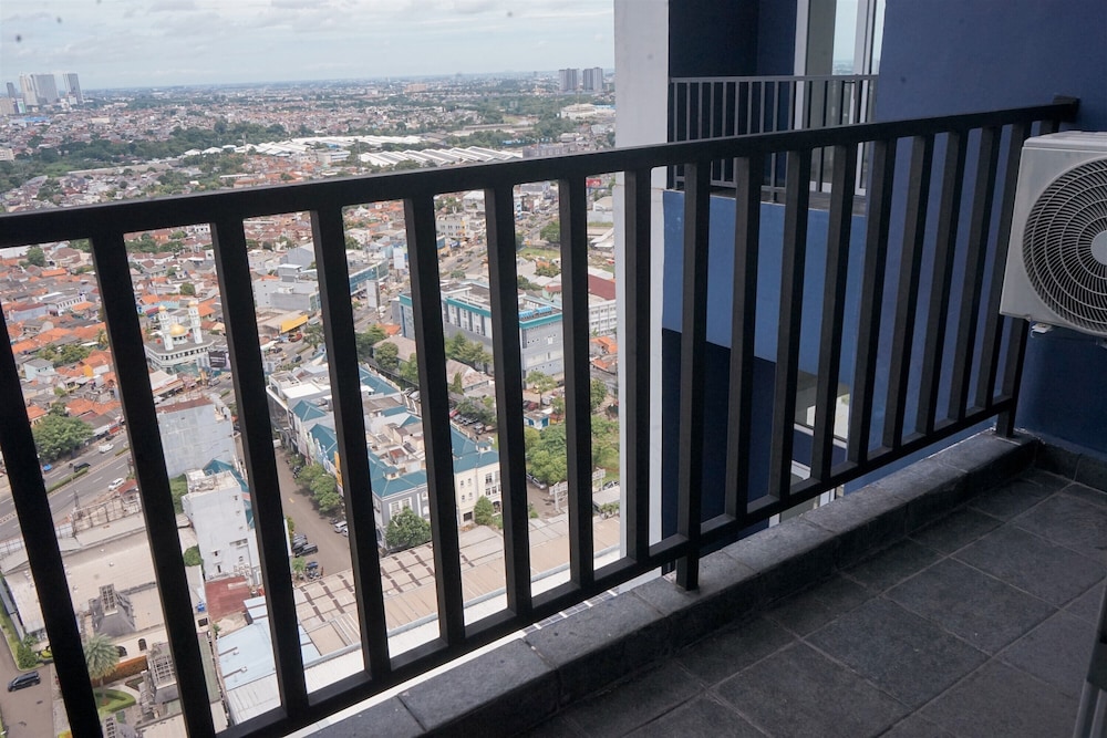 Comfort Studio Loft Apartment At Kingland Avenue