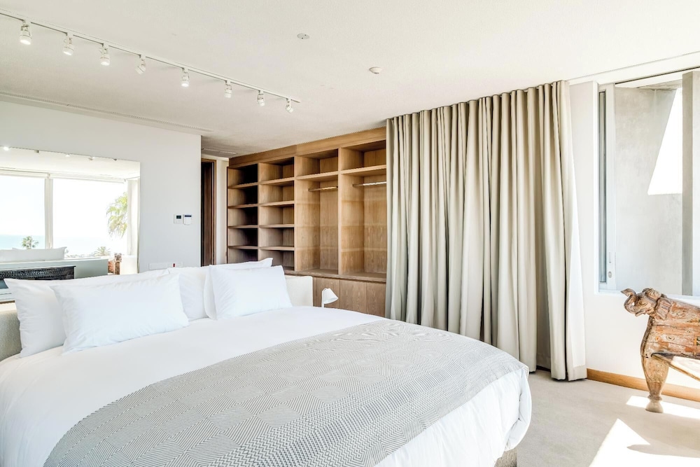 Elegant Fresnaye Ocean View 4bed Nerine Manor