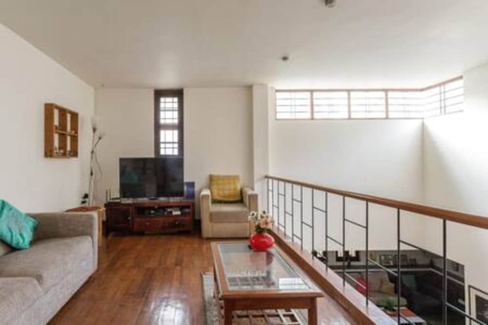 Kerala Style Villa by Stayjade