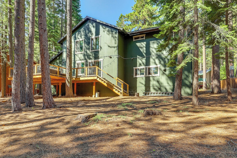 Forest-view Haven w/ Game Room: Tahoe City Gem! view 5
