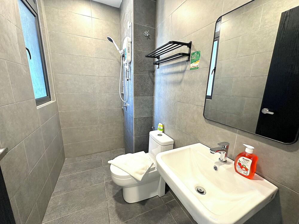 Neu Suites By Serenity Vacation Homes