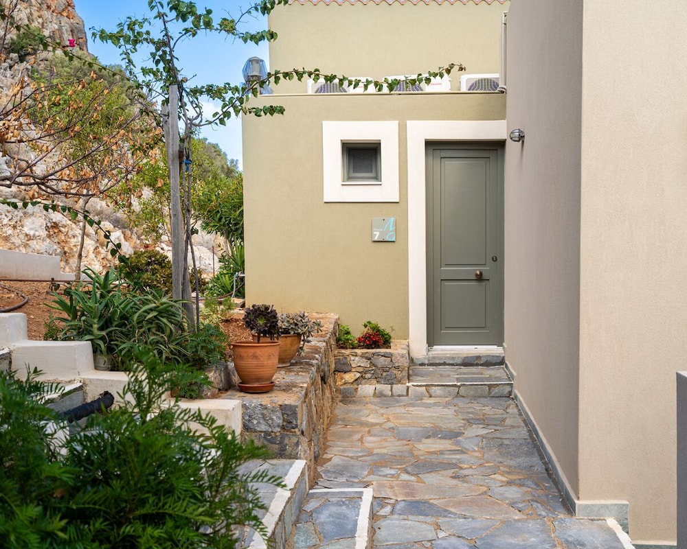Blue View Villas