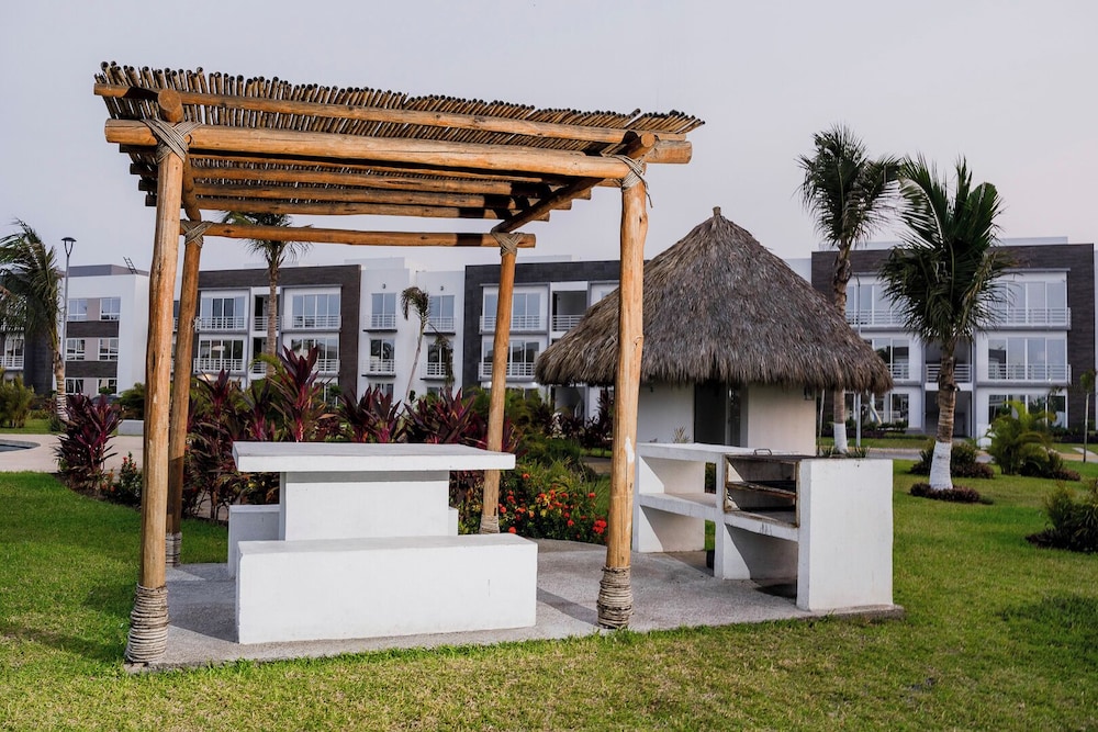 Villa with Pool Private Beach Acapulco