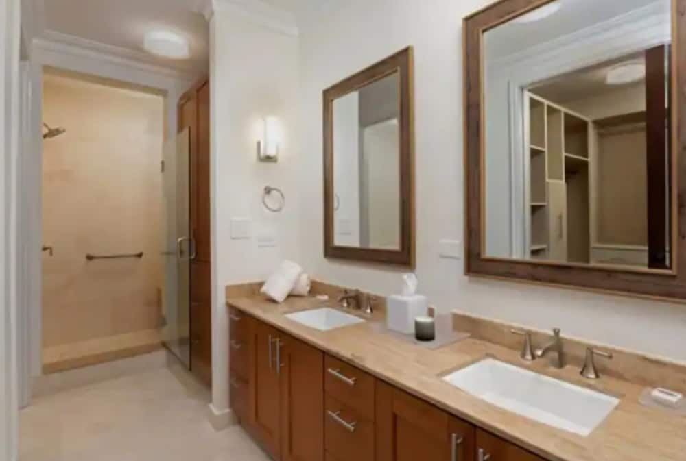 Golfside Villas - Property Image 194